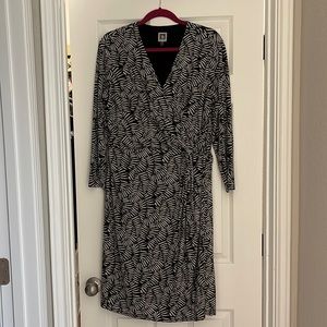 💼 FAUX WRAP DRESS